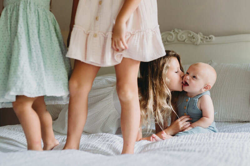 Sweitzer-family-sibling-bonds-bethesda-me