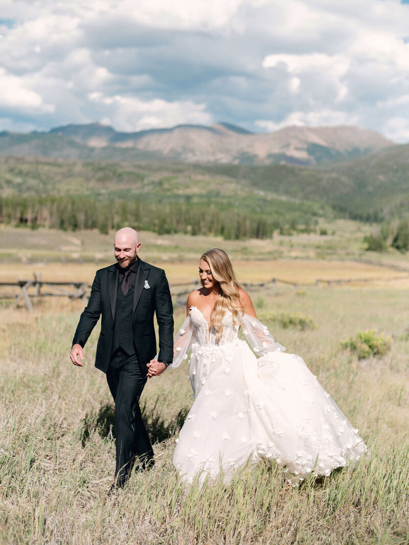 Devils-Thumb-Ranch-Wedding-Photographer-0040