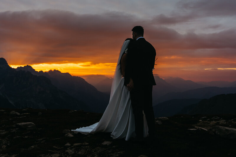 Couple eloping at Cadini di Misurina at sunrise