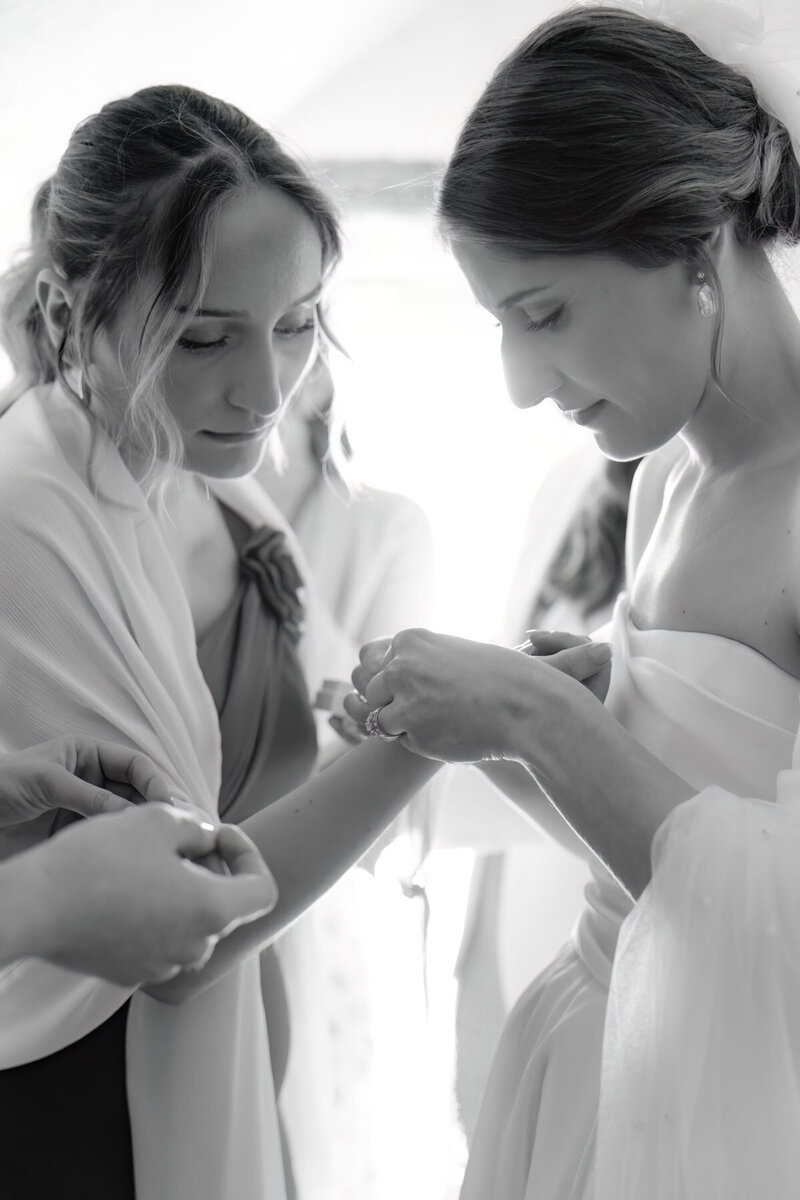 French wedding photographer Domaine de Sarson Grignan-035
