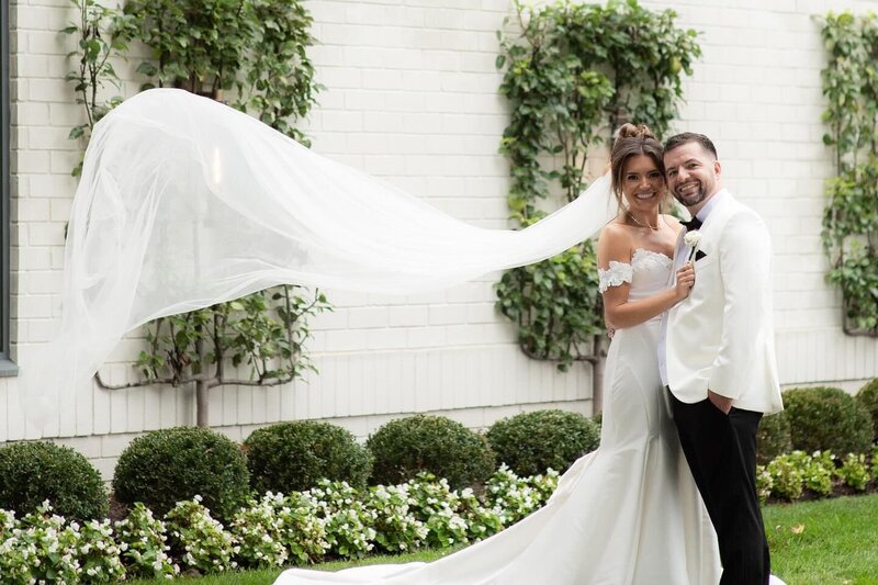 Indiana_Michigan_Wedding Planner_Carmel_Ritz Charles_Estate_Bridal Fashion_Editorial Photo