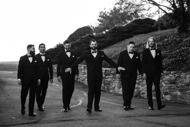 Groomsmen stop - Baltimore wedding photography