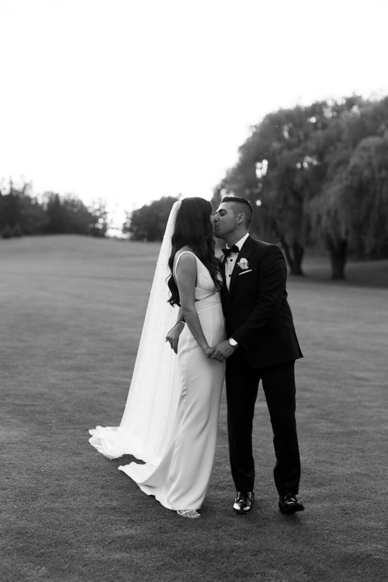 Emily Li Photography-Kendon Design Co. Niagara Toronto GTA Wedding Florist Designer-Monthill Golf Club Wedding-9602