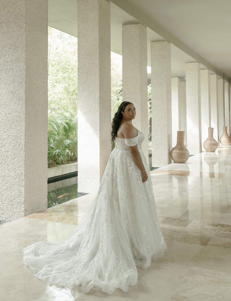 bride in dress with long train at Paradisus la Perla, Playa del Carmen, Mexico destination wedding