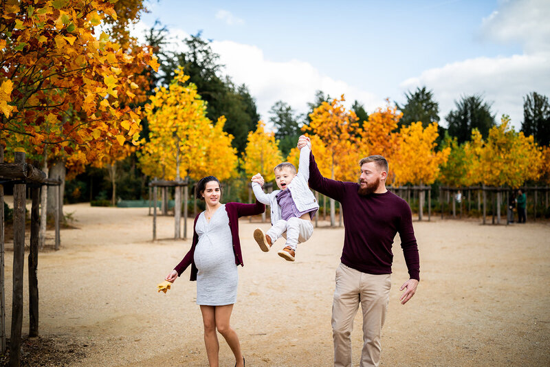 seance photo famille lifestyle versailles - photographe lifestyle familles paris - photographe famille versailles - phlippine rollet
