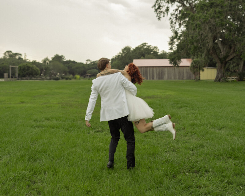 romantic wedding film photographer, detroit wedding photographer