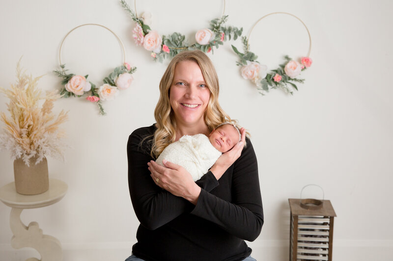 Calgary Newborn Photos23