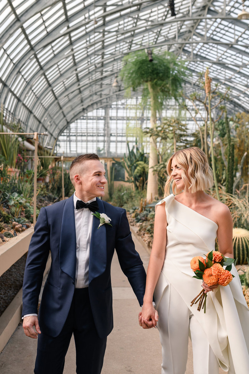 garfield-park-conservatory-chicago-wedding-the-paper-elephant-0017