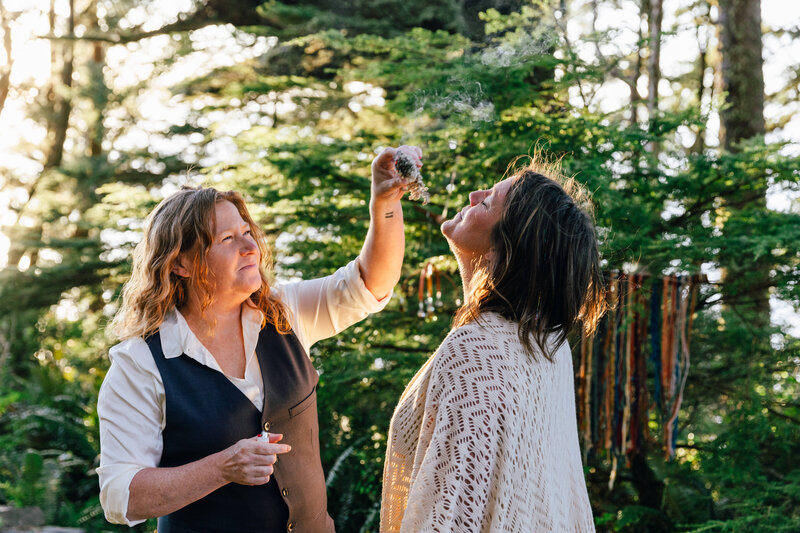 Cape-Perpetua-LGBTQ-elopement-2