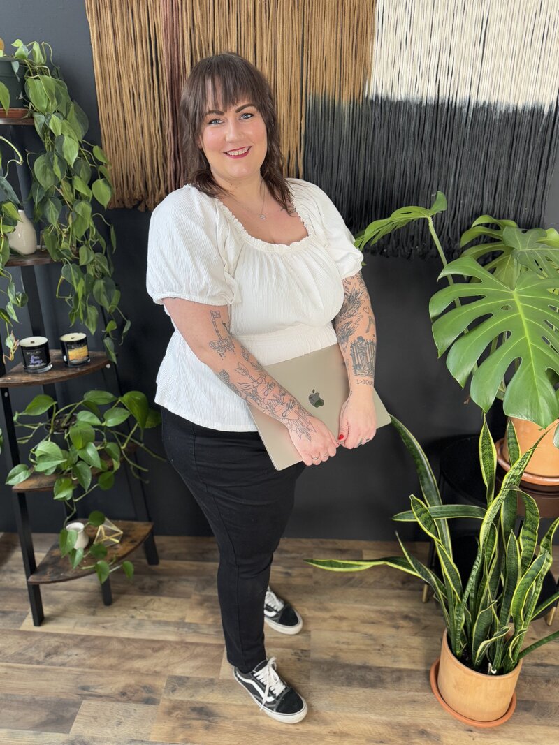 Aubrey, website designer and founder of AQ Design Studio in Tacoma, Washington
