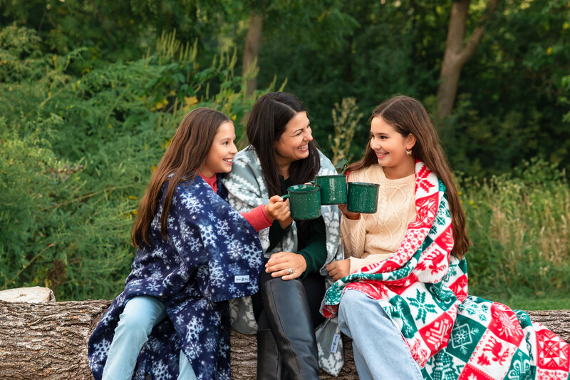 2025_Holiday_Minis-2