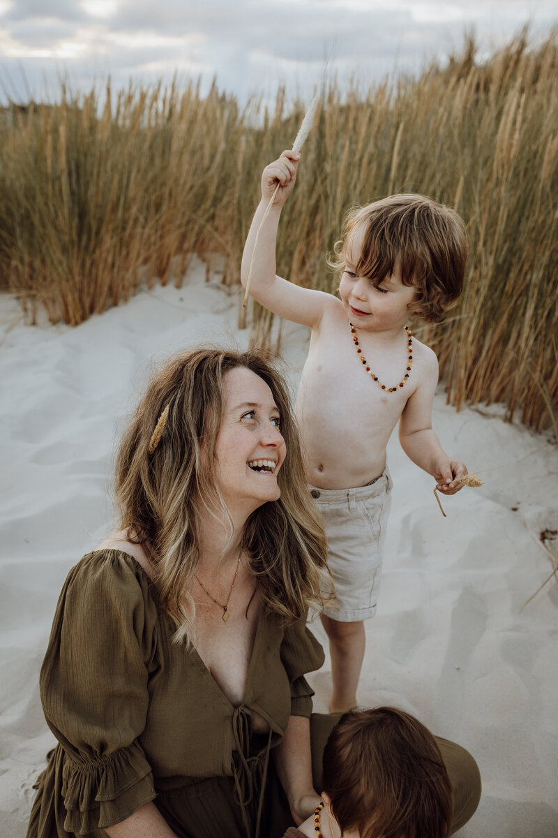 Motherhoodshoot Yoshi - Son Fotografie (36 van 56)