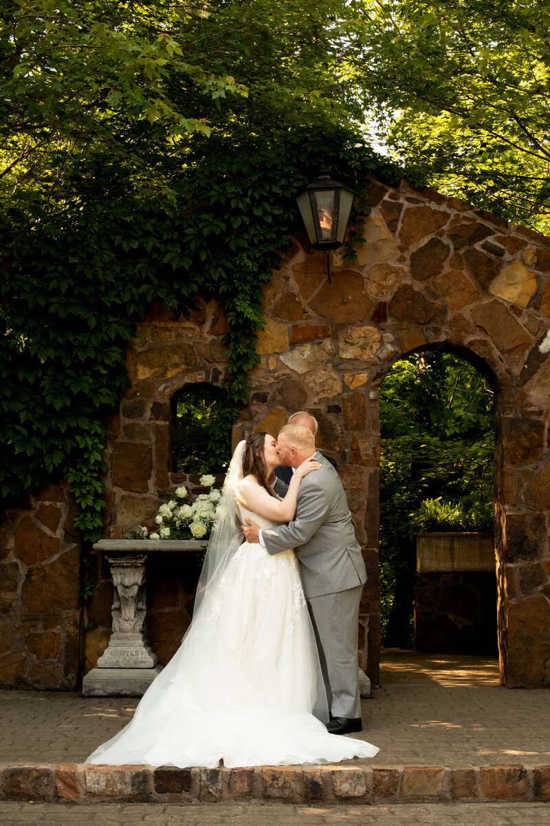 Arkansas Wedding Photographer