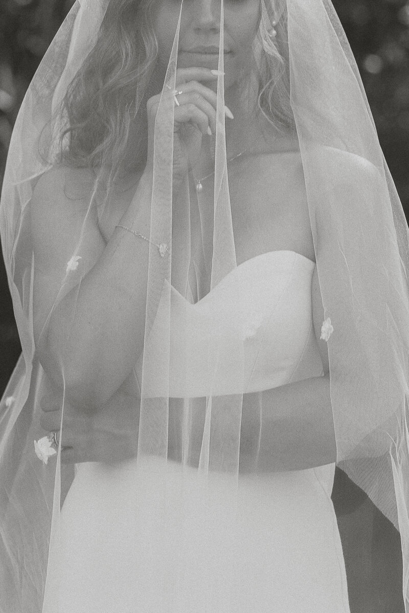 AD-wedding-comox-2025-latitude 49 photography-couples portraits-00321-B&W