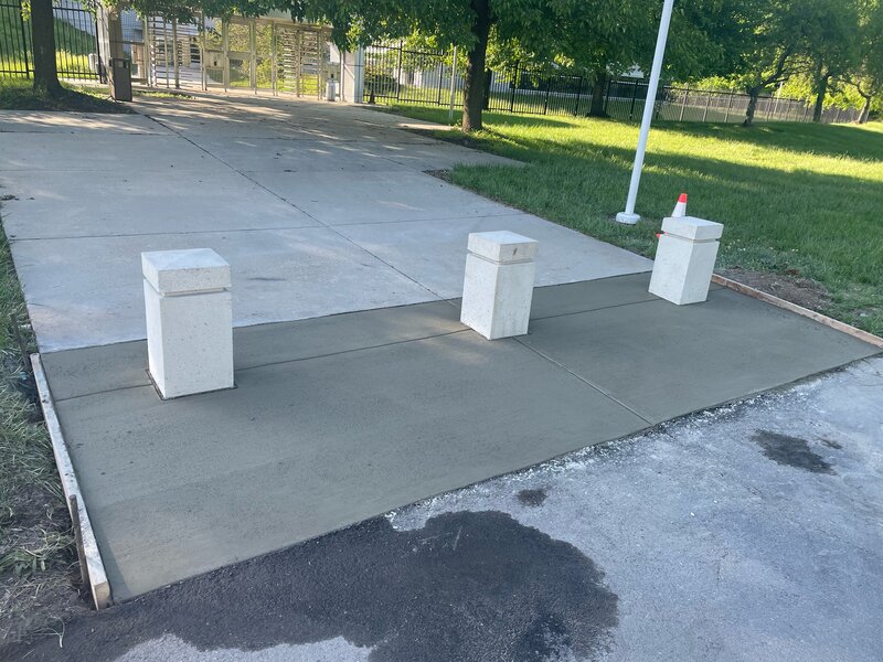 NE Philly Bollard_sidewalk