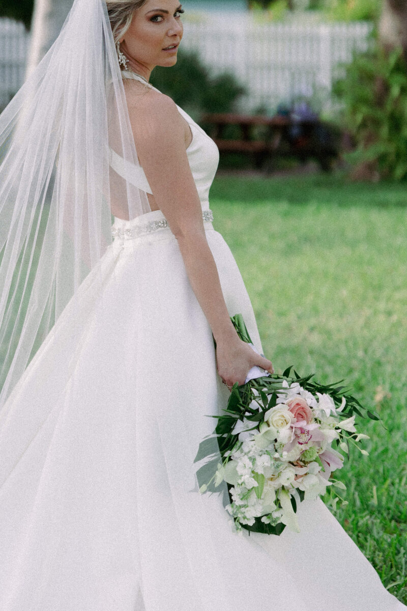 bride holding a bridal bouquet