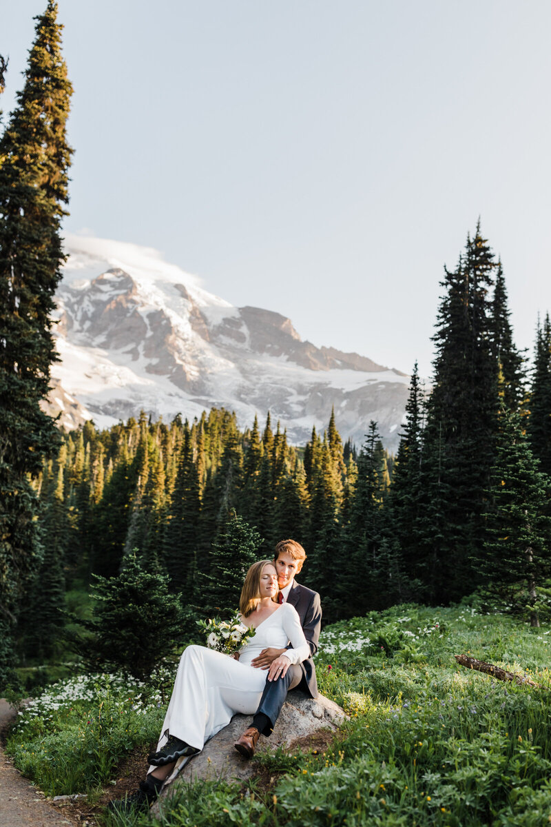 Mt-Rainier-National-Park-Washington-elopement-4