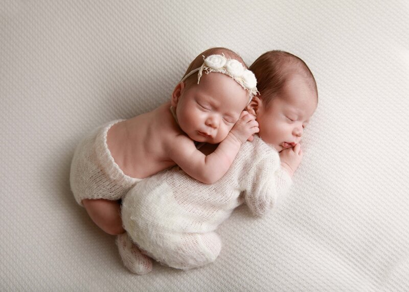 in-home-twin-newborn-photographer-atlanta