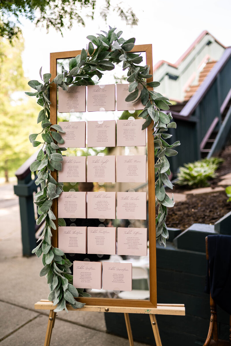 23-K&M - Grand Ledge Opera House Wedding - Mariah Kasten Photo