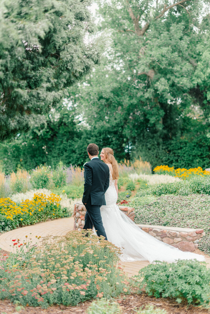 Highlands-Ranch-Mansion-Wedding-Photographer-17