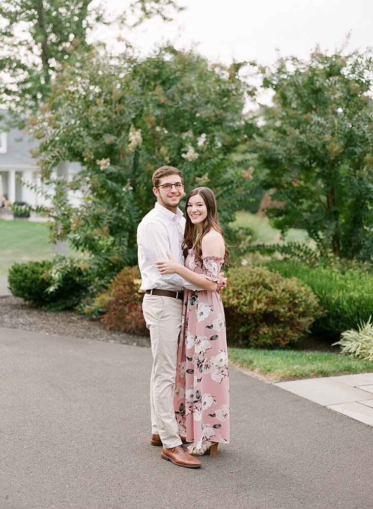 philadelphia-wedding-photographer-private-estate-engagement-shoot-laura-eddy-photography_0009