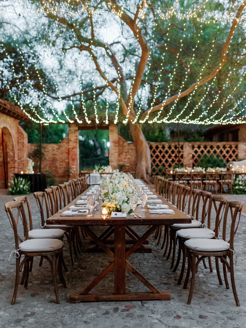LucasRossi-Hummingbird-Nest-Ranch-Wedding-JJ-854