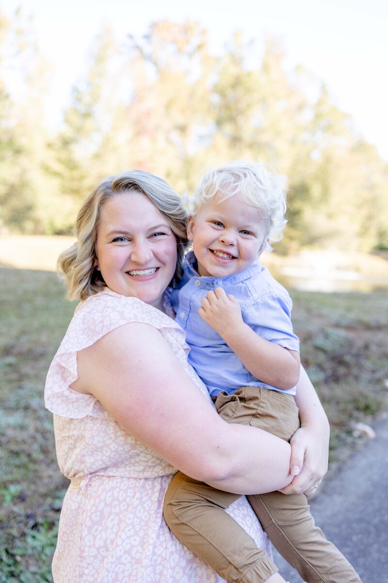 Greenville-SC-Fall-Mini-Session-Magnolia-and-Grace-Photography-Co-LeighA# (1)-41