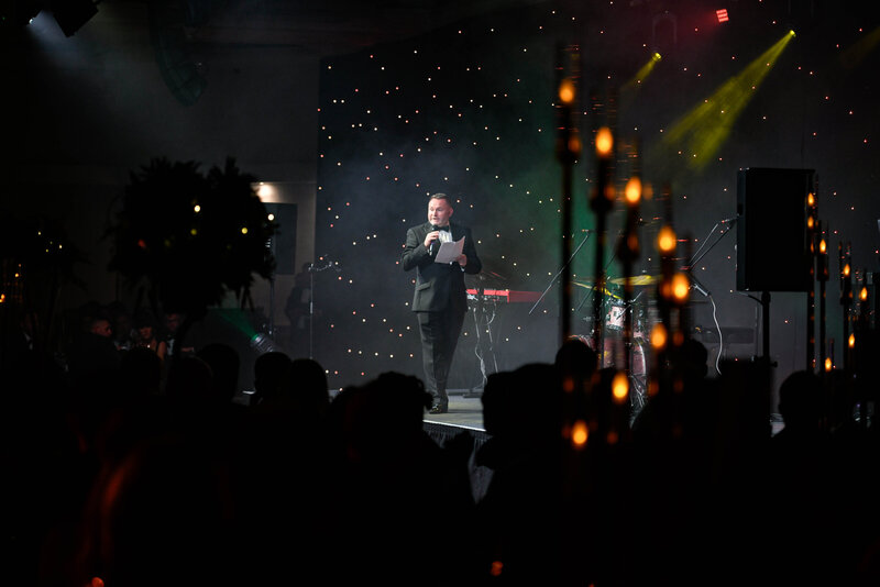 candid business event photography