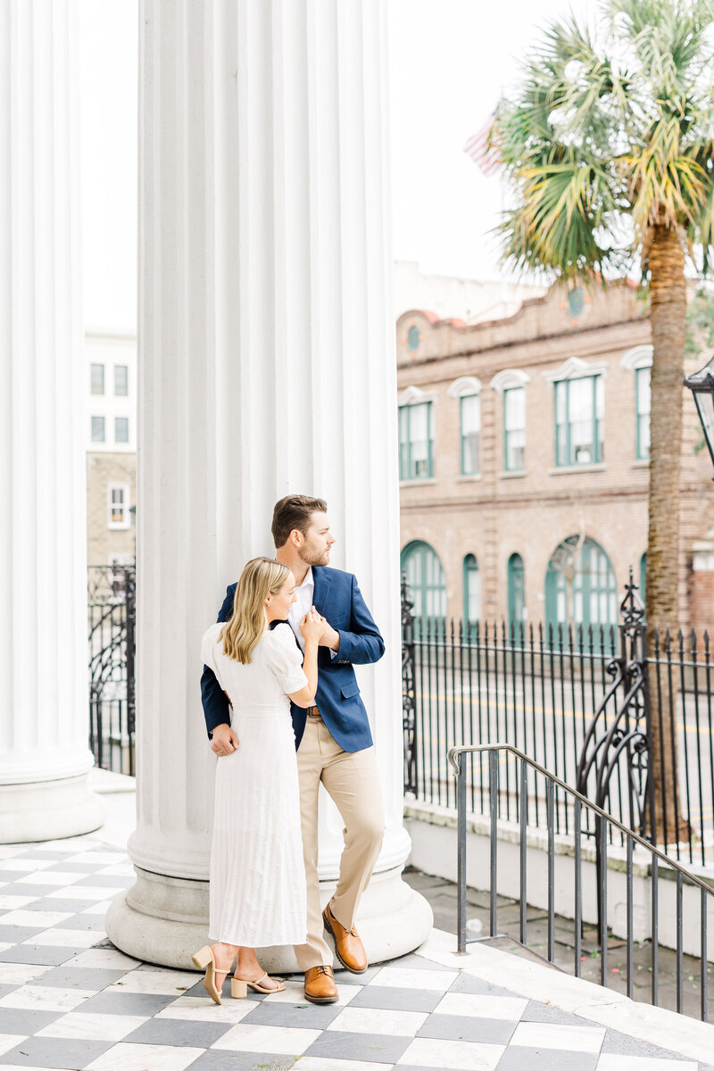 paige_&_reed_downtown_charleston_engagement_session-22