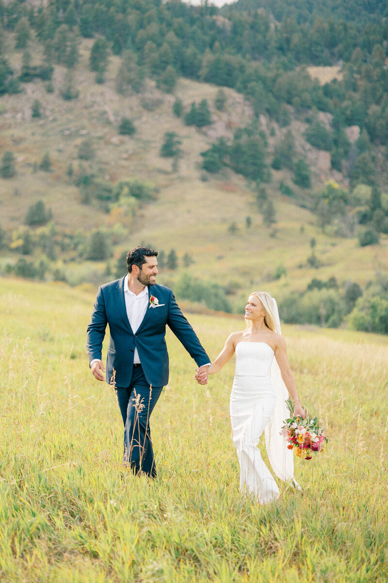 Light-and-airy-Colorado-Wedding-Photographer-18