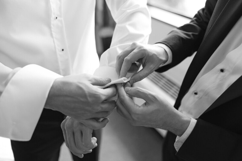 Kelsee Risler Photography - Memorial Art Gallery - Rochester_ NY - Luke + Alexandra Wedding-55-2