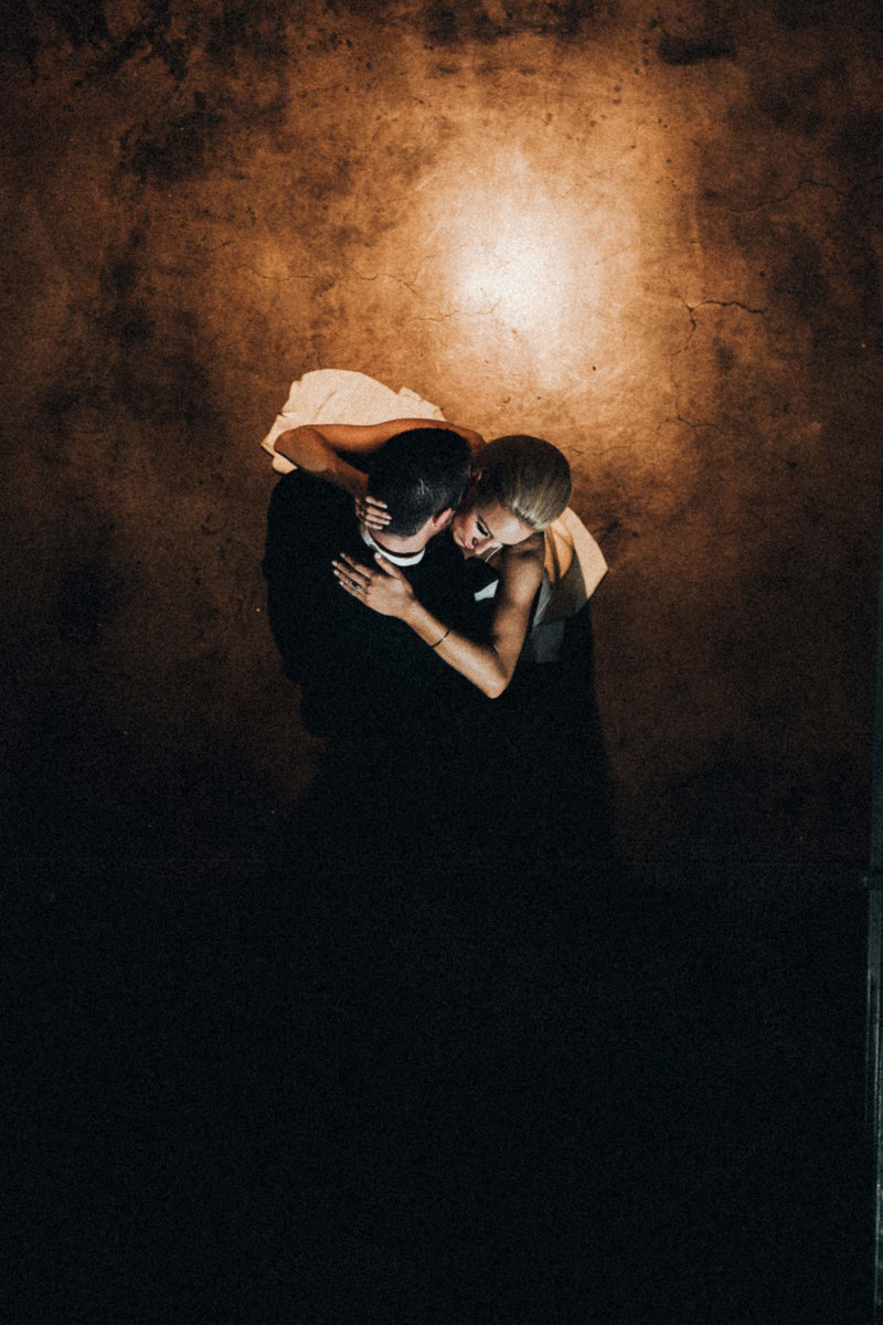 moody-wedding-stairwell-Kansas City