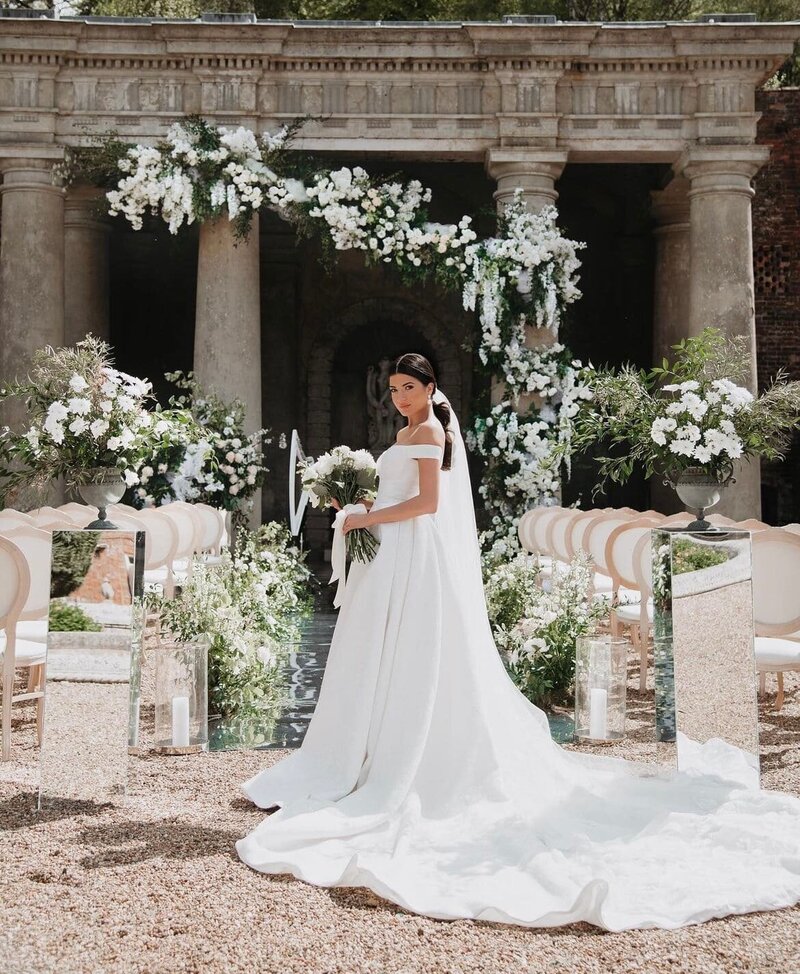 wotton-house-bridal-shot