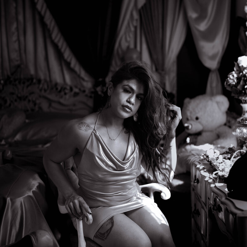 Houston Boudoir Photographer BW Section 1 Letter H-3