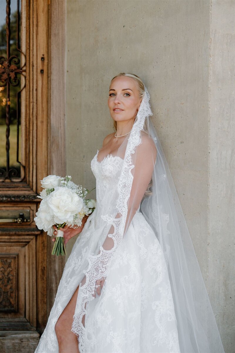 newzealand-wedding-makeupartist-bride-queenstown-makeupandhair-ripponhall-weddingtrend15