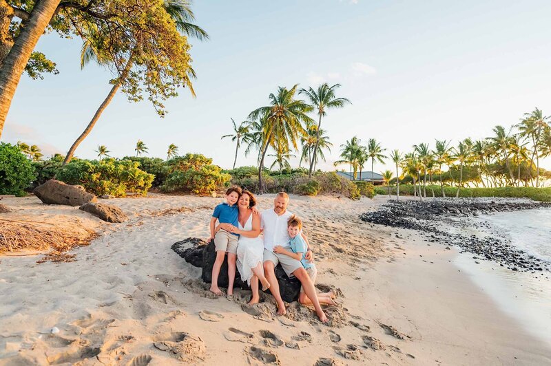 Hawaii beach family session