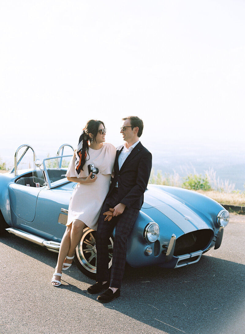 vintage-car-engagement-charlottesville-virginia-david-abel-027