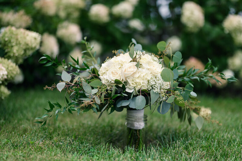 farmin-bettys-wedding-wisconsin-the-paper-elephant-0050