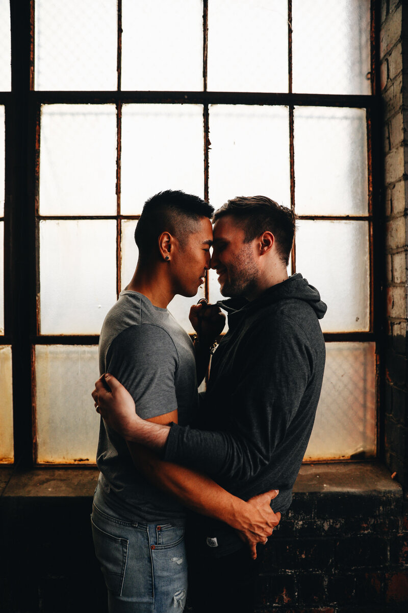 Ohio-Engagement-Couple-Detroit-Chettara-Chettaratphotography-3224
