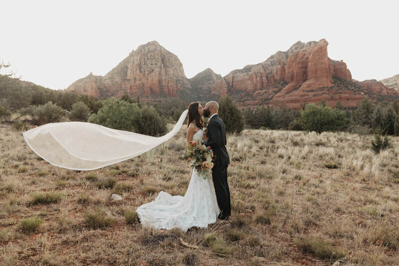 Sedona-Arizona-Destination-Wedding-Photographer-Videographer