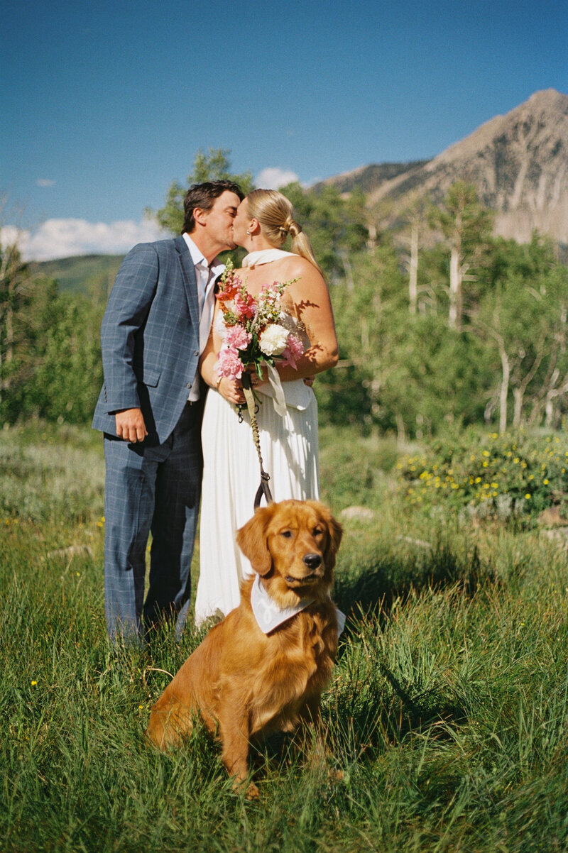Crested-Butte-Colorado-Elopement-on-35mm-Film-5