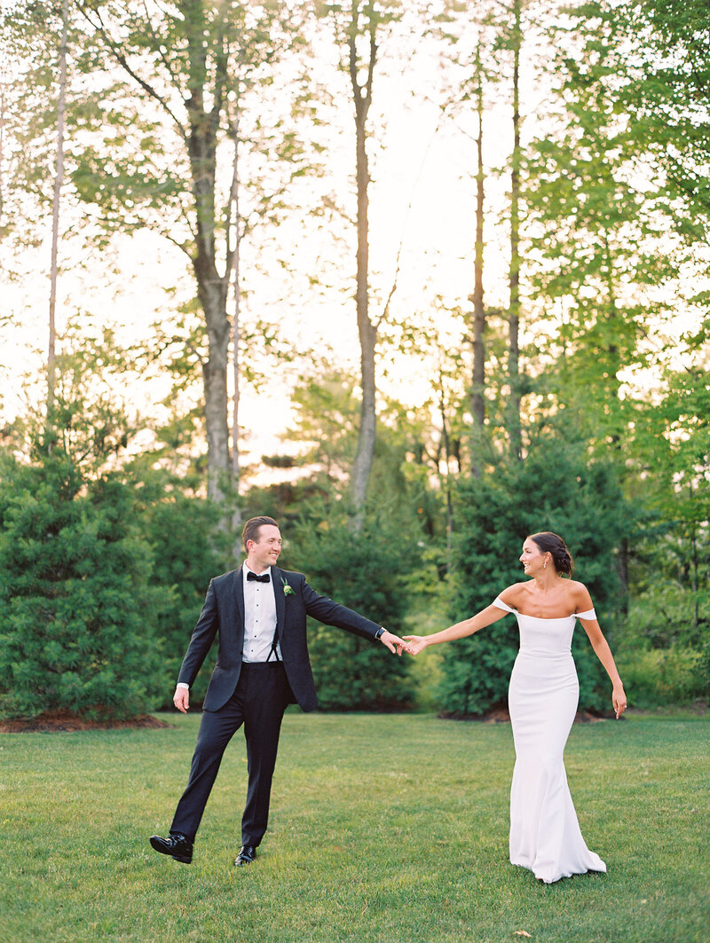 Black-River-Barn-wedding_51