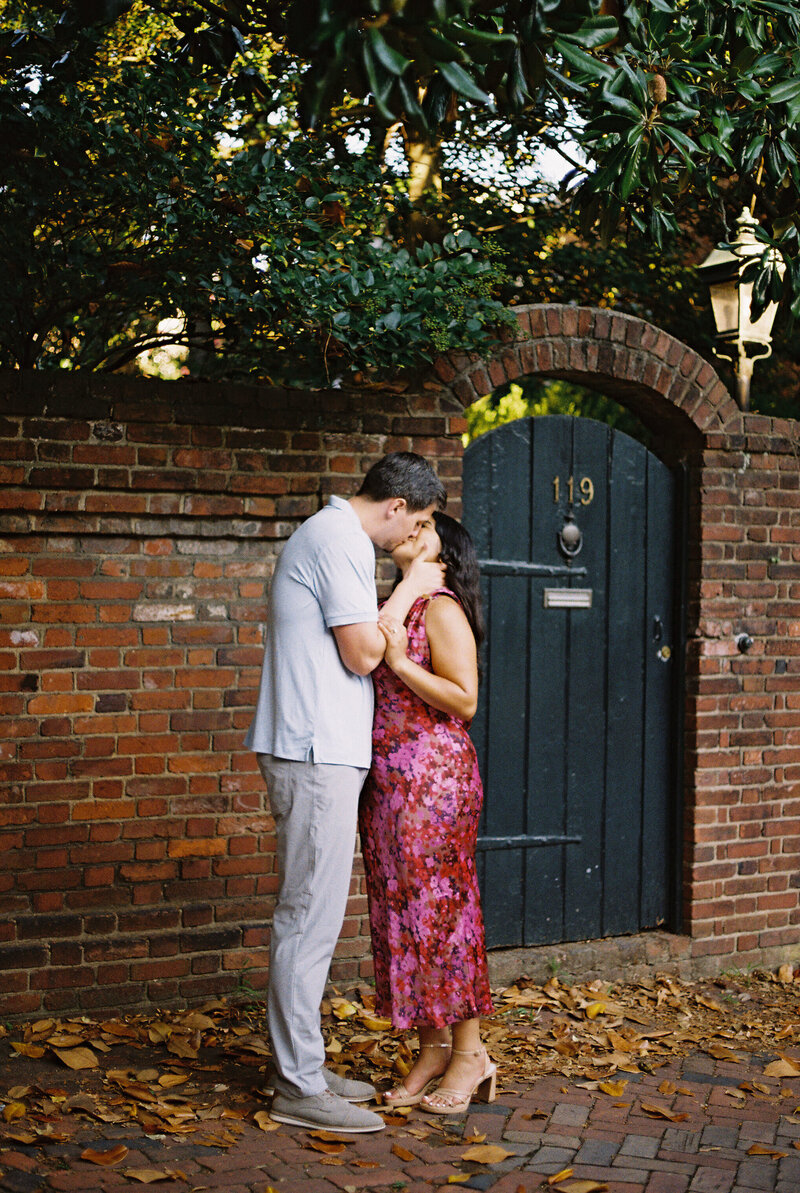 Old-Town-Alexandria-Engagement-Session-on-35mm-Vintage-Film-12