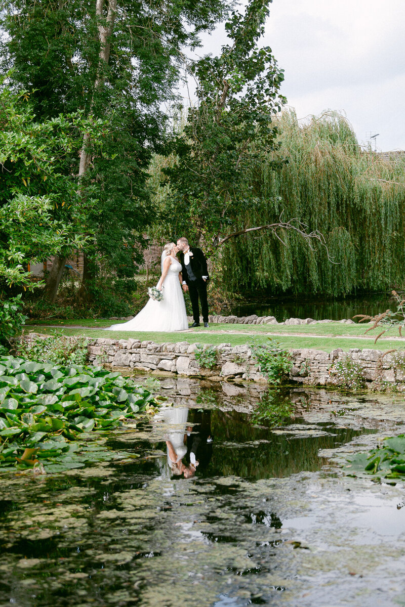 Brinsop-Court-Wedding-September-Garden-Wedding-26