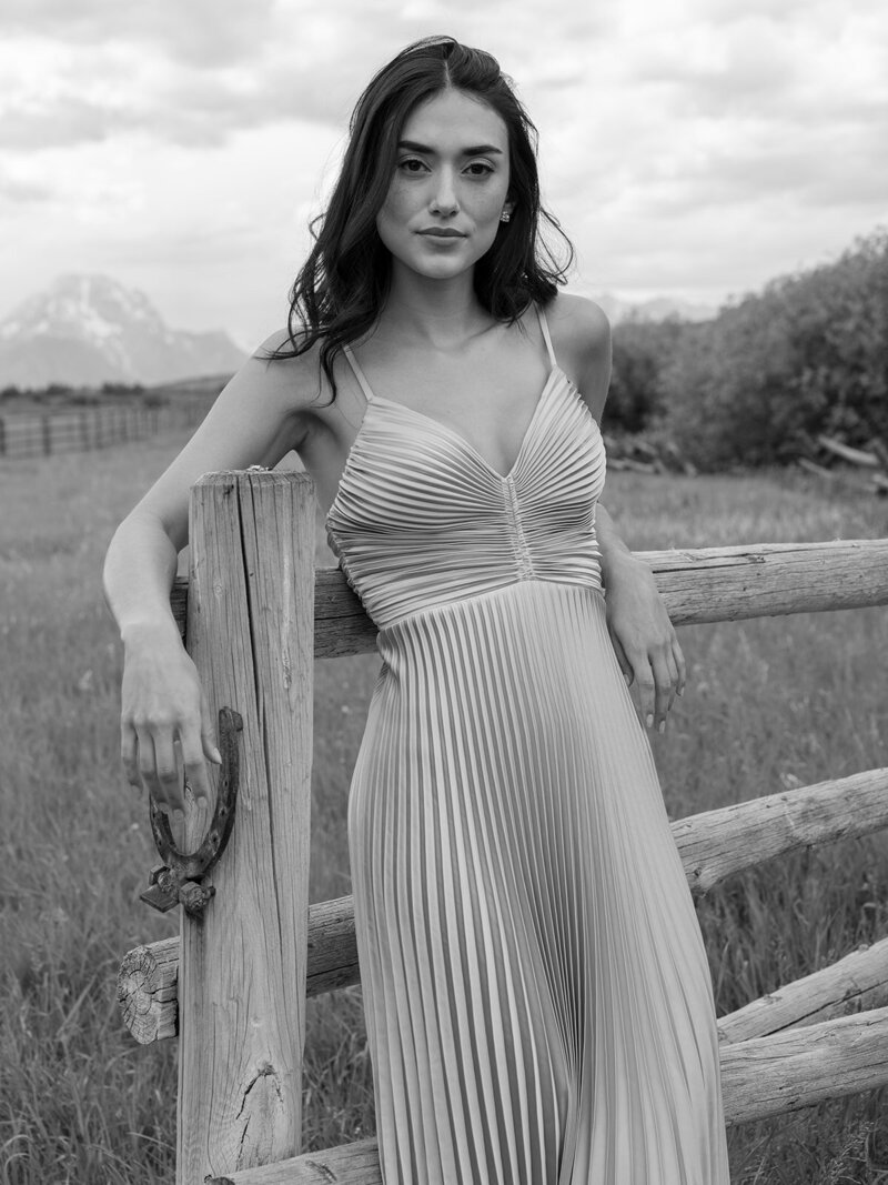 Austin-Brand-Photographer-ruetphoto-featherandtwine-revelrywildwest-1