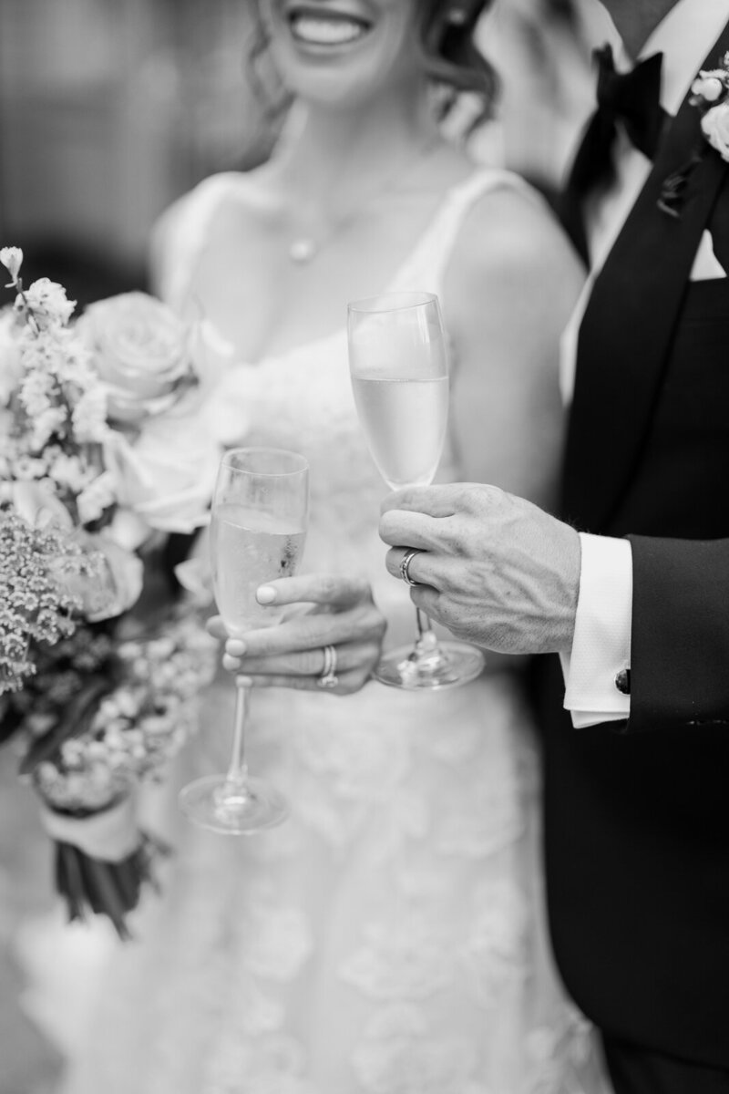 half-mile-farm-old-edwards-inn-summer-wedding-0128