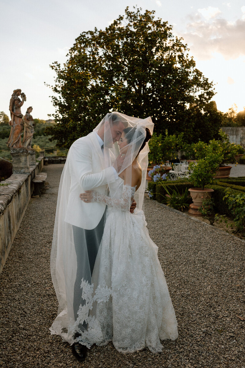 Gabrielle+Sean|KatelynBradleyPhotography|VillaCorsiniWeddingFlorenceItaly_-353