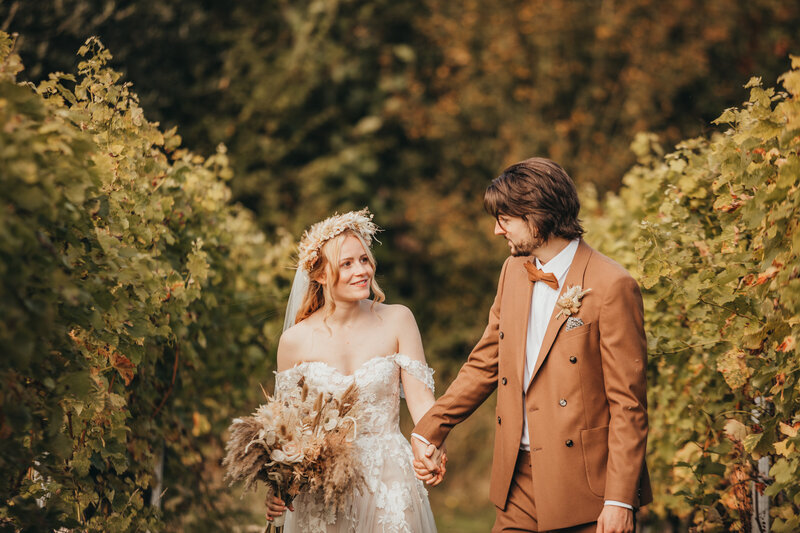 Maddison&Adam_Wedding_Brickhouse_Vinyard-16