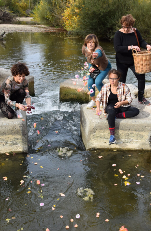 vitaphilia-retraite yoga  et soin de soi à l'Ostalas Tarnsandrine fairtlough