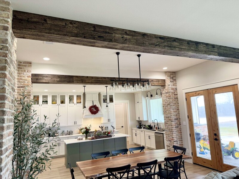 CC4EB7BB-42E3-447C-BF9E-39D5413EFEEF_1_102_a